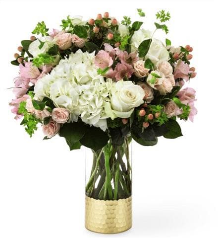 The FTD Simply Gorgeous Bouquet