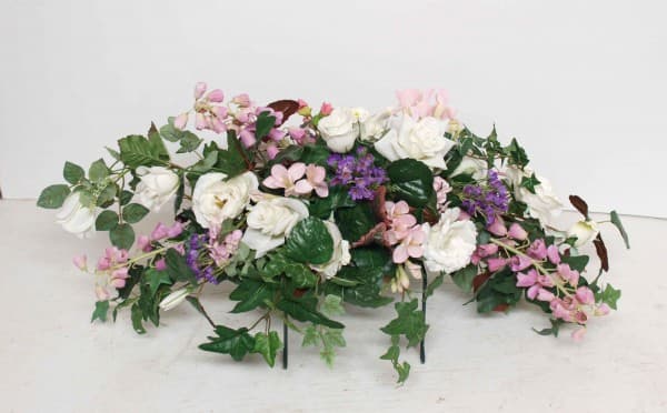The touch of lavender (Silk Flowers)