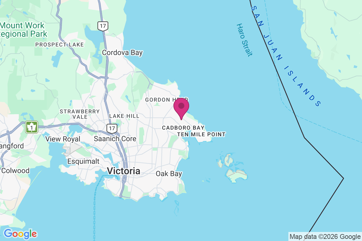 Cadboro Bay map